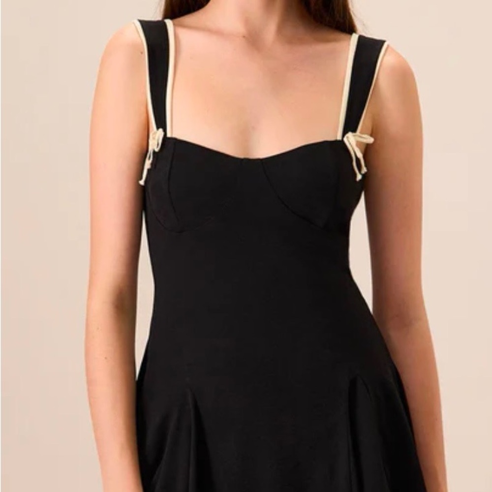 RIHOAS Elegant Black and White Dress